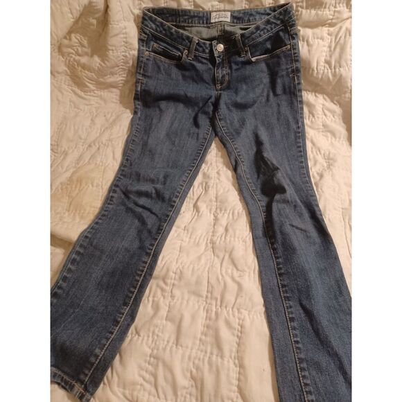 Aeropostale Bayla Skinny‎ Jeans Women's Size 7/8 Long Blue Low Rise Distressed - Picture 1 of 8